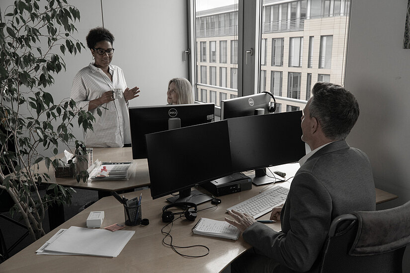 Übersetzungen und DTP Übersetzungen und DTP